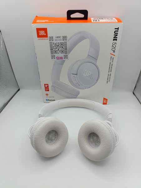 Купить JBL Tune 520BT (T520BT) в Усть-Илимск за 1100 руб.