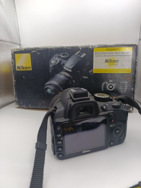 Купить Nikon D3100 kit с СЗУ в Усть-Илимск за 6500 руб.