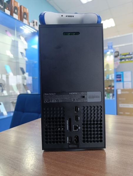 Купить Microsoft Xbox Series X 1000GB в Усть-Илимск за 35000 руб.
