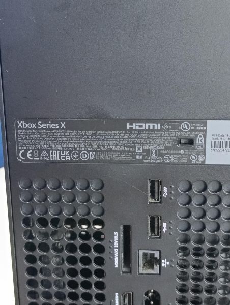 Купить Microsoft Xbox Series X 1000GB в Усть-Илимск за 35000 руб.