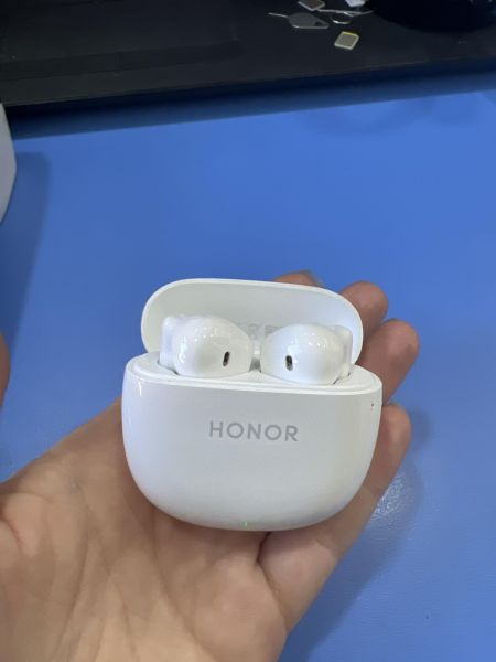 Купить Honor Earbuds X6 (PET-T10) в Шелехов за 1049 руб.