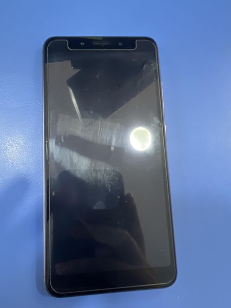 Купить Xiaomi Redmi 6 4/64GB (M1804C3DE) Duos в Шелехов за 3799 руб.