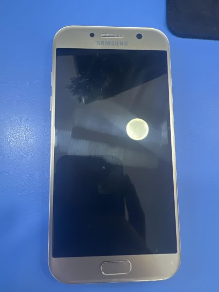 Купить Samsung Galaxy A5 2017 3/32GB (A520F) Duos в Шелехов за 3499 руб.