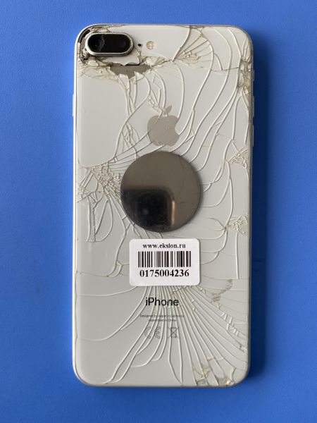 Купить Apple iPhone 8 Plus 64GB в Шелехов за 5550 руб.
