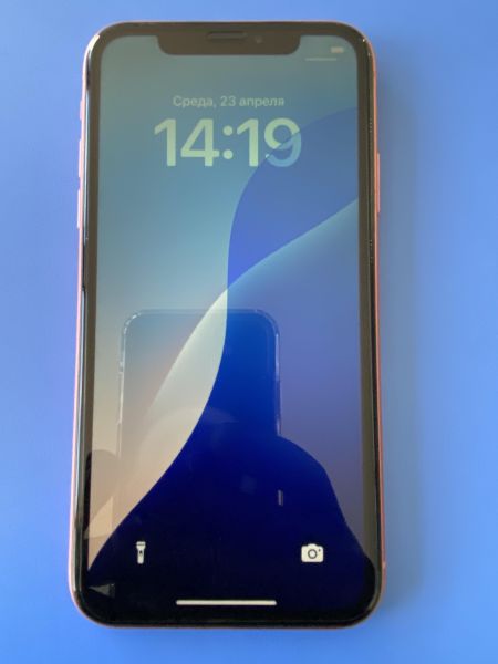 Купить Apple iPhone XR 64GB в Шелехов за 9700 руб.