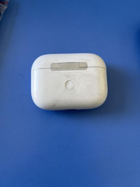 Купить Реплика Apple AirPods 2 (A2031, A2032) в Шелехов за 500 руб.