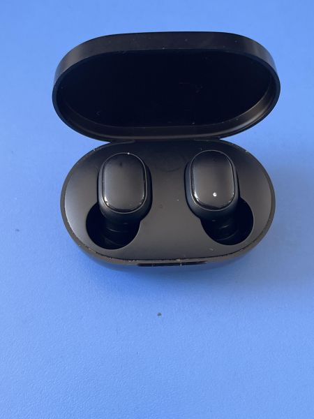 Купить Xiaomi Mi True Wireless Earbuds Basic 2 (TWSEJ061LS) в Шелехов за 400 руб.