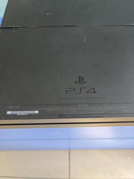 Купить Sony PlayStation 4 500GB (CUH-1001A) в Шелехов за 11800 руб.