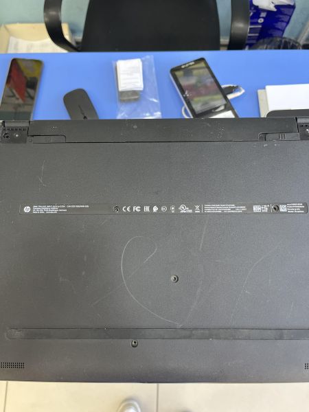 Купить HP 15-ay033ur P3T02EA (R5 M330/8GB/SSD 240GB) в Шелехов за 10400 руб.