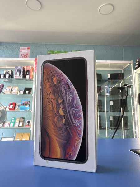 Купить Apple iPhone XS 256GB в Шелехов за 8600 руб.