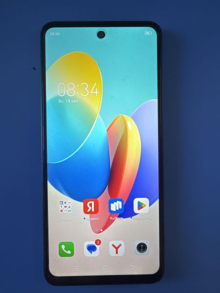Купить TECNO Spark Go 2024 4/64GB (BG6) Duos в Шелехов за 3800 руб.