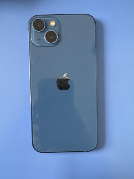 Купить Apple iPhone 13 128GB в Шелехов за 29300 руб.