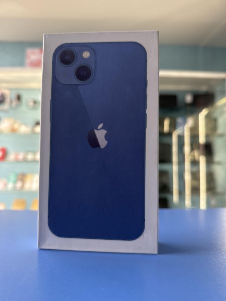 Купить Apple iPhone 13 128GB в Шелехов за 29300 руб.