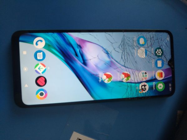 Купить POCO C40 3/32GB (220333QPG) Duos в Шелехов за 1400 руб.