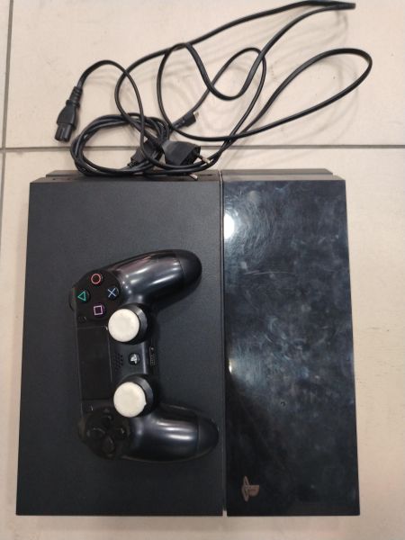 Купить Sony PlayStation 4 500GB (CUH-1108A) в Шелехов за 13600 руб.