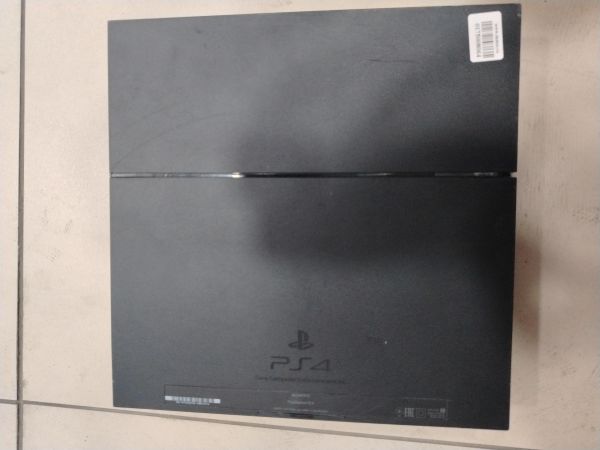 Купить Sony PlayStation 4 500GB (CUH-1108A) в Шелехов за 13600 руб.
