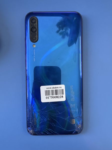 Купить Xiaomi Mi A3 4/64GB (M1906F9SH) Duos в Шелехов за 2000 руб.