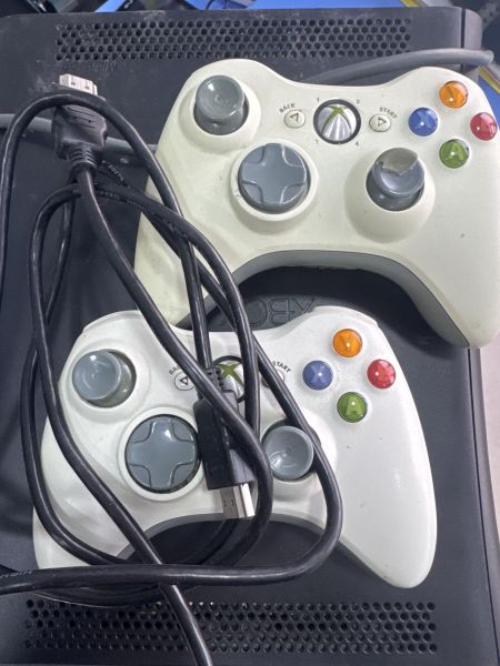 Купить Microsoft Xbox 360 Console в Шелехов за 5700 руб.