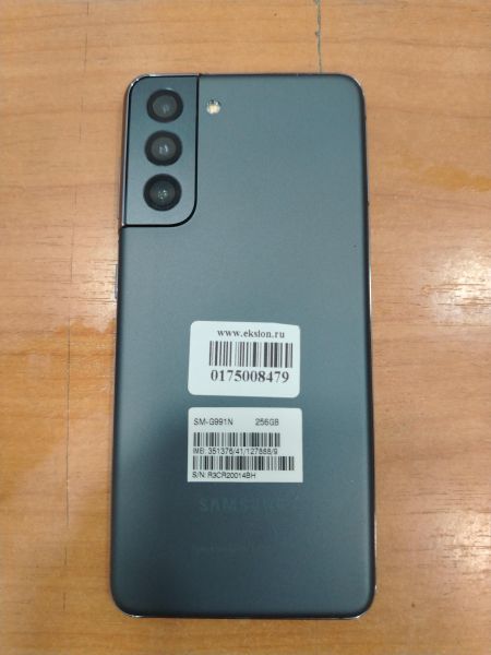 Купить Samsung Galaxy S21 5G 8/256GB (G991N) в Шелехов за 17000 руб.