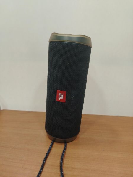 Купить JBL Flip 4 в Шелехов за 2600 руб.