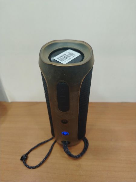 Купить JBL Flip 4 в Шелехов за 2600 руб.