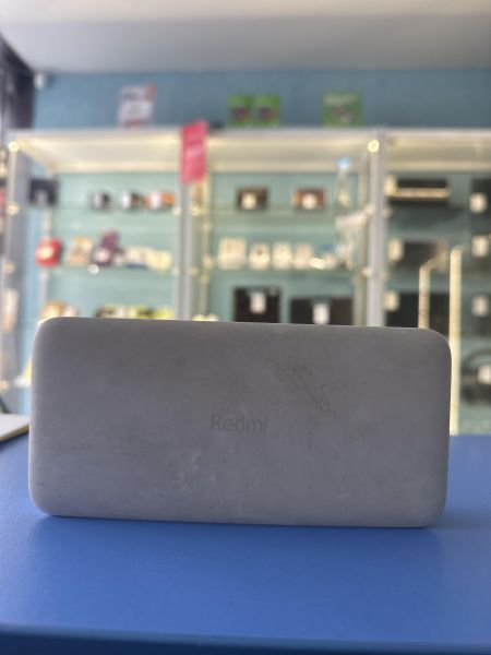 Купить Xiaomi Redmi (PB200LZM) (20000 mAh) в Шелехов за 300 руб.