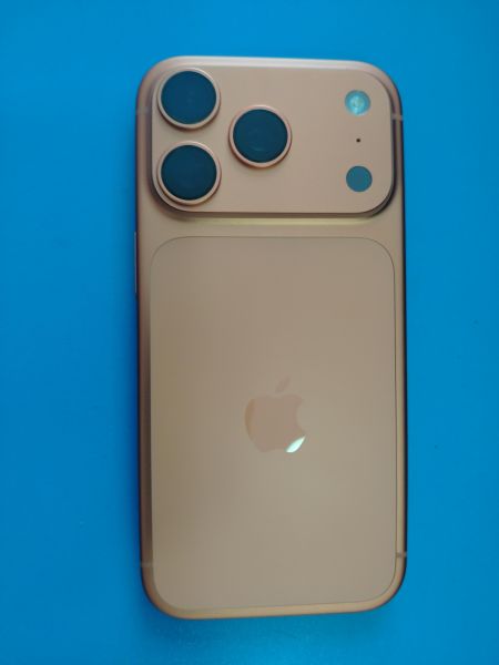 Купить Apple iPhone 17 Pro 256GB в Шелехов за 95200 руб.