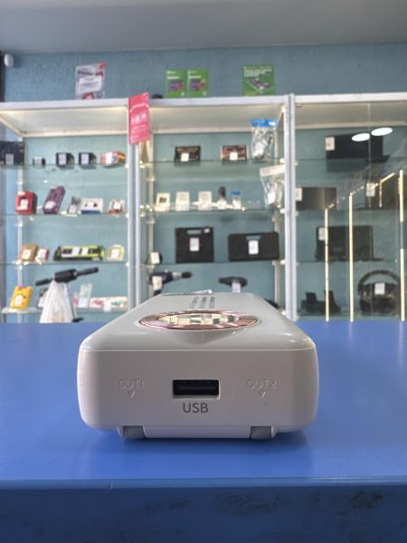 Купить Китайский внешний аккумулятор 30000 mAh в Шелехов за 300 руб.