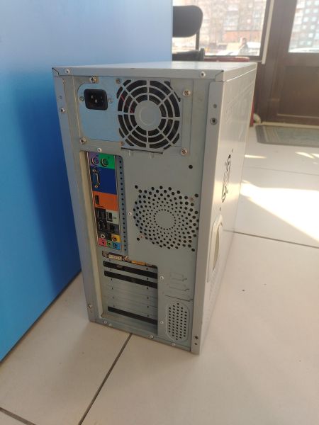 системный блок Сборка 2 Quad Q9300, GeForce 9600 GSO, RAM 4GB, SSD 128GB в Шелехов