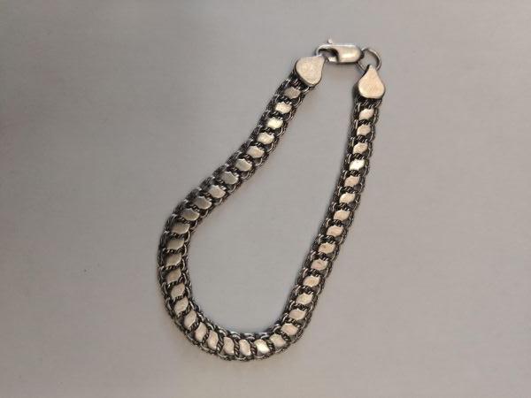 серебряный браслет Браслет серебро 925 7,03g, вес изделия 7.04g, длина 17 см в Иркутск