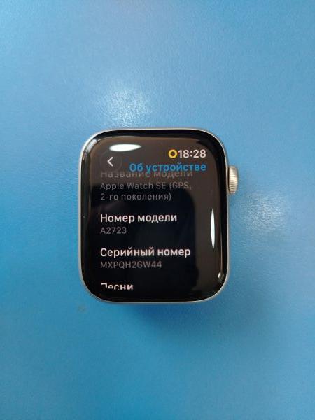 умные часы и браслеты Apple Watch SE 2 44mm (A2723) с СЗУ в Шелехов