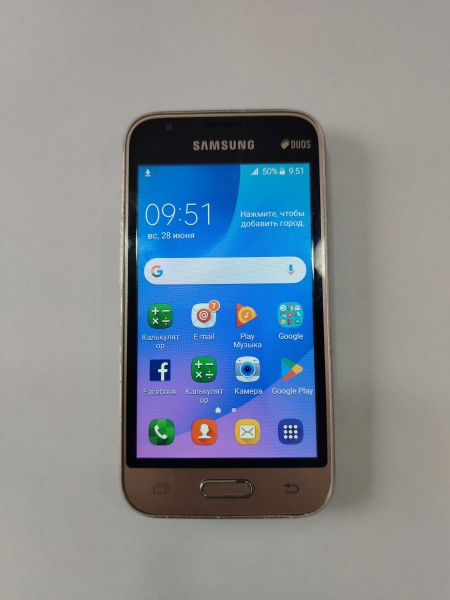 сотовый телефон Samsung Galaxy J1 Mini (J105H) Duos в Шелехов