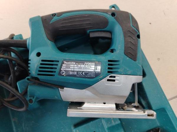 электролобзик Makita JV0600 в Шелехов