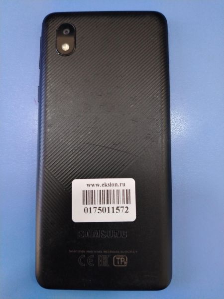 сотовый телефон Samsung Galaxy A01 Core 16GB (A013F/DS) Duos в Шелехов