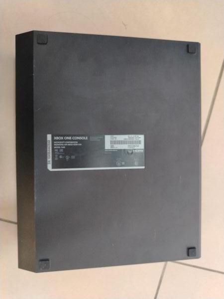 игровая приставка Microsoft Xbox One 500GB (1540) в Шелехов