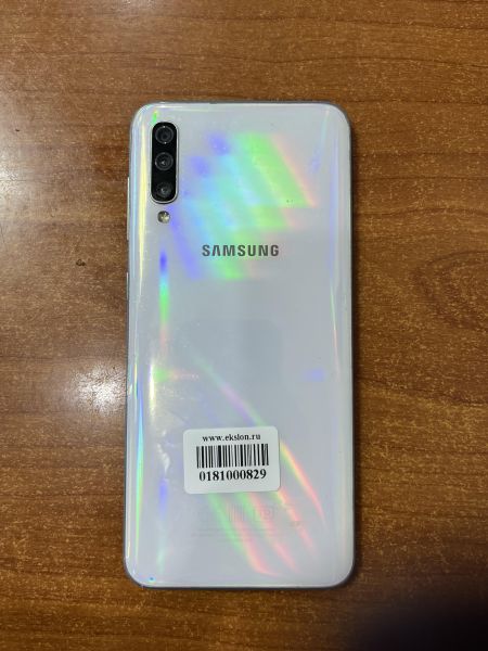 Купить Samsung Galaxy A50 2019 4/64GB (A505FN) Duos в Ангарск за 5899 руб.