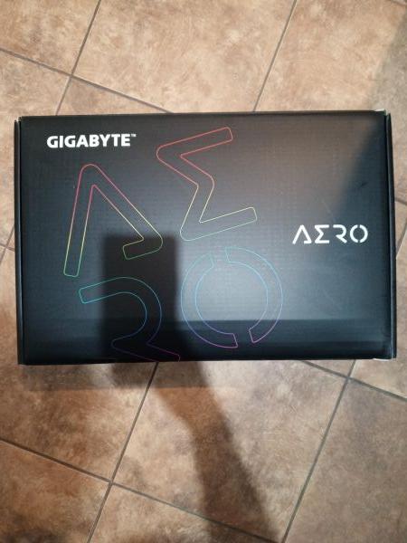 Купить GIGABYTE Aero 15 OLED (i7-10870H/RTX3060/16GB/512GB) в Ангарск за 57099 руб.