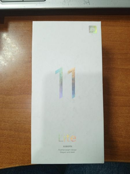 Купить Xiaomi Mi 11 Lite 8/128GB (M2101K9AG) Duos в Ангарск за 4599 руб.