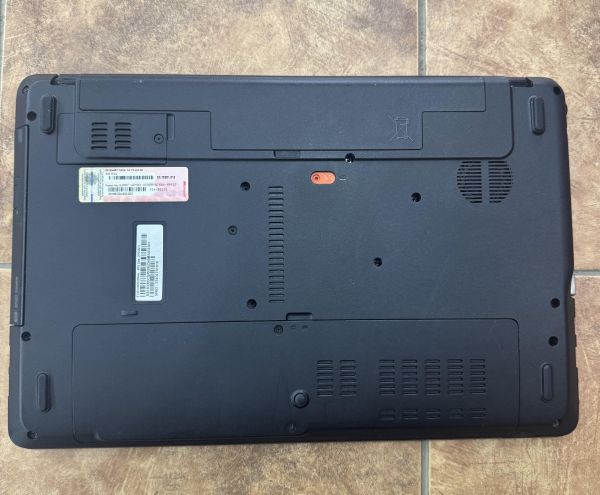 Купить Acer Aspire E1-521-4502G32Mnks в Ангарск за 4950 руб.