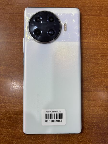 Купить TECNO Spark 20 Pro+ 8/256GB (KJ7) Duos в Ангарск за 10000 руб.