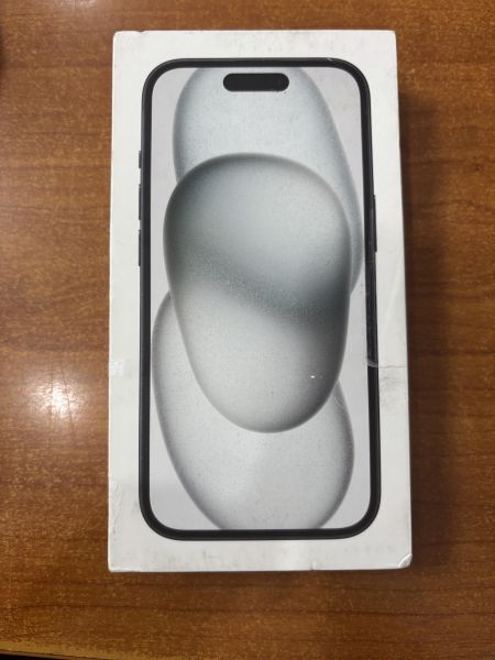 Купить Apple iPhone 15 128GB в Ангарск за 39700 руб.