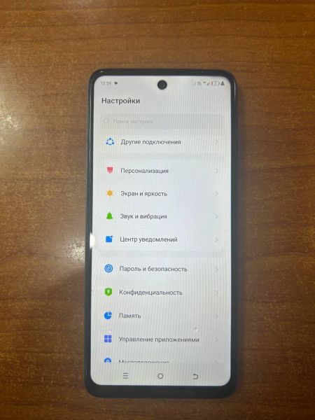 Купить TECNO Spark Go 2024 4/64GB (BG6) Duos в Ангарск за 2700 руб.