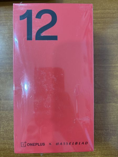 Купить OnePlus 12 16/512GB (CPH2581) Duos в Ангарск за 72150 руб.