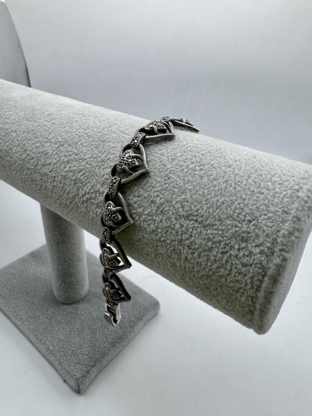 Купить Браслет серебро 925 21,89g, вес изделия 23.15g, длина 18 см в Ангарск за 1800 руб.