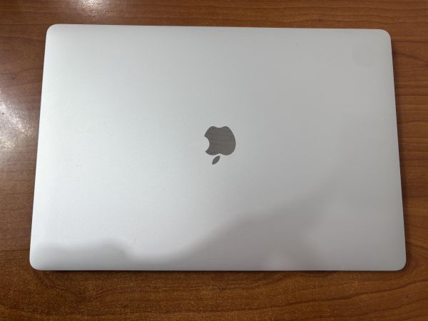 Купить Apple MacBook Pro 16 (2019, A2141, Radeon Pro 5300M) в Ангарск за 71200 руб.