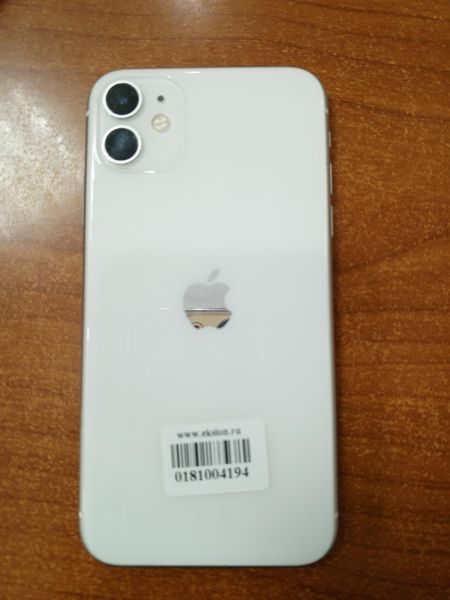 Купить Apple iPhone 11 64GB в Ангарск за 7500 руб.