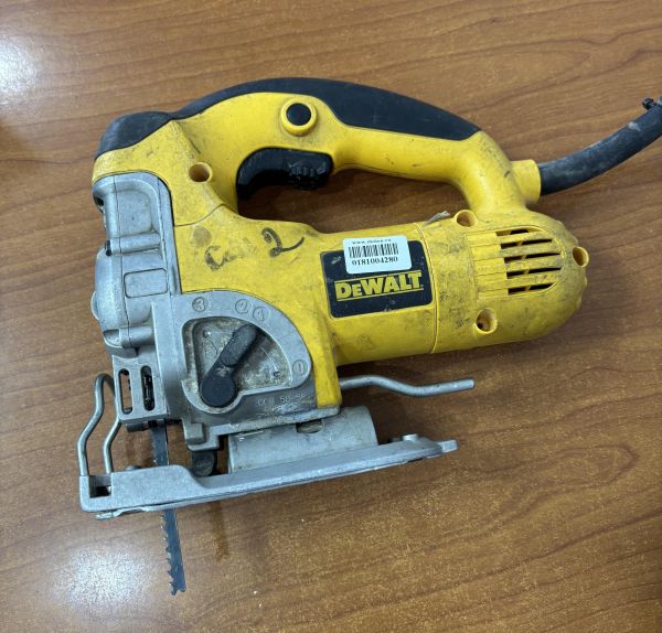 Купить DeWALT DW331K-QS в Ангарск за 3300 руб.