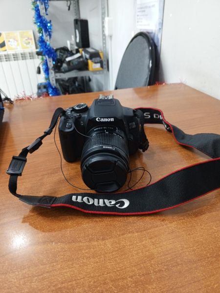 Купить Canon EOS 650D kit (DS126371) с СЗУ в Ангарск за 19100 руб.
