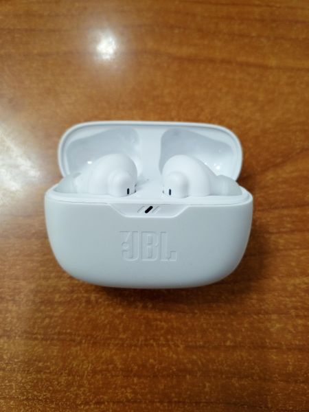 Купить JBL Wave Beam 2 в Ангарск за 1800 руб.