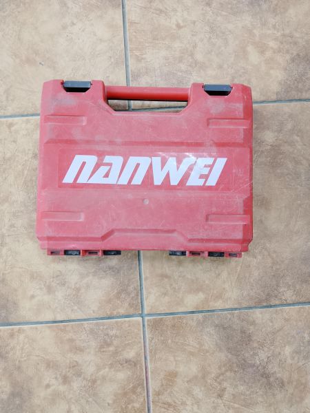 Купить Nanwei NW-S5140 с СЗУ в Ангарск за 1800 руб.